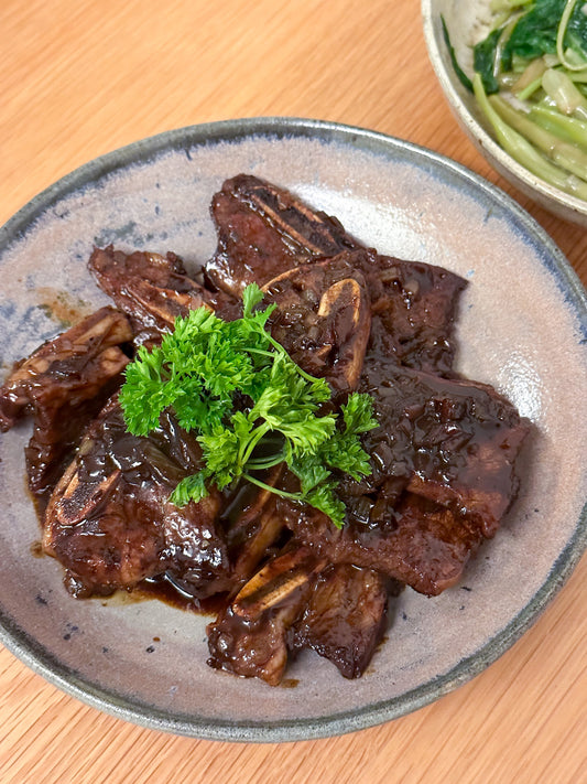 Beef Short Rib with Black Pepper Sauce (黑椒牛仔骨)